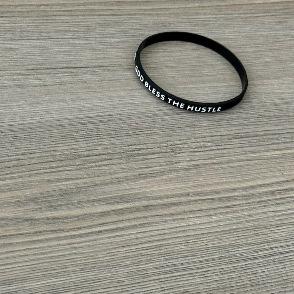 Braclets - Picture 3 of 4